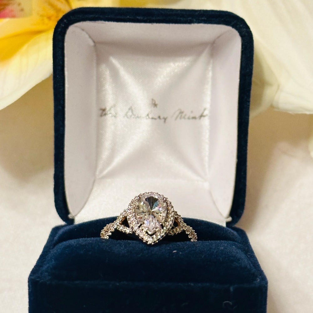 Danbury Mint Diamonesk engagement/cocktail style ring.